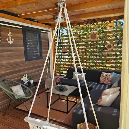 Peponi Del Mar Ii Kemp