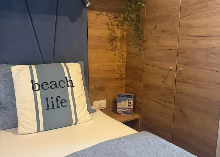 캠프장 Peponi Del Mar Ii *